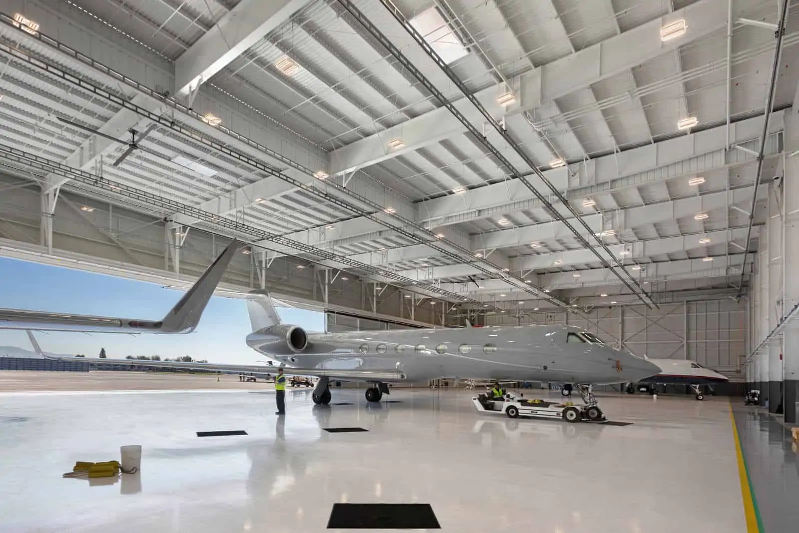 Aircraft Hangar HVAC Design: Overcoming Heating & Ventilation ...